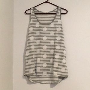 Grey/white striped hi/low tank.